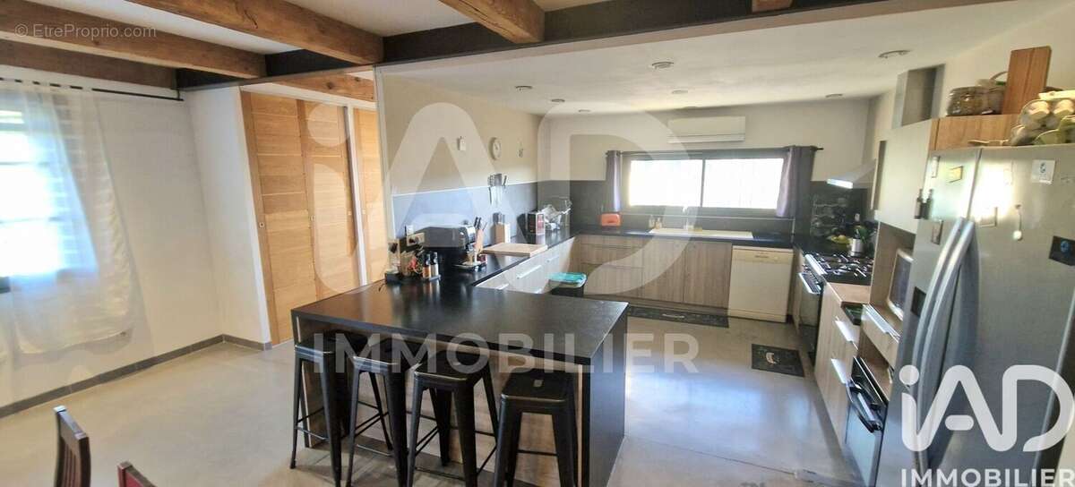 Photo 9 - Maison à REMOULINS