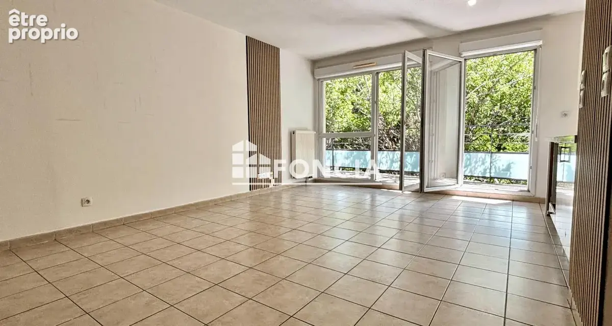 MARSEILLE - Appartement T2 avec Terrasse Ascenseur et Parking privé - Parfait état - photo 5