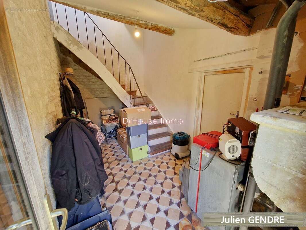 Maison 185 m² à Salles  - photo 46