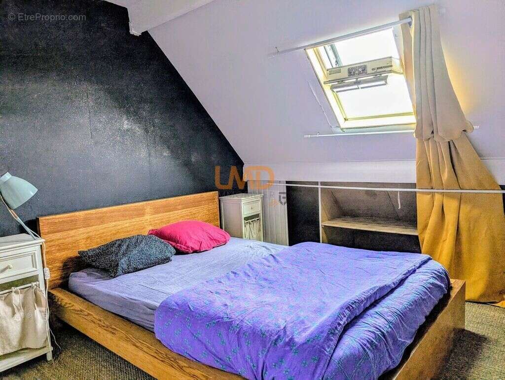 Maison à PLOMODIERN