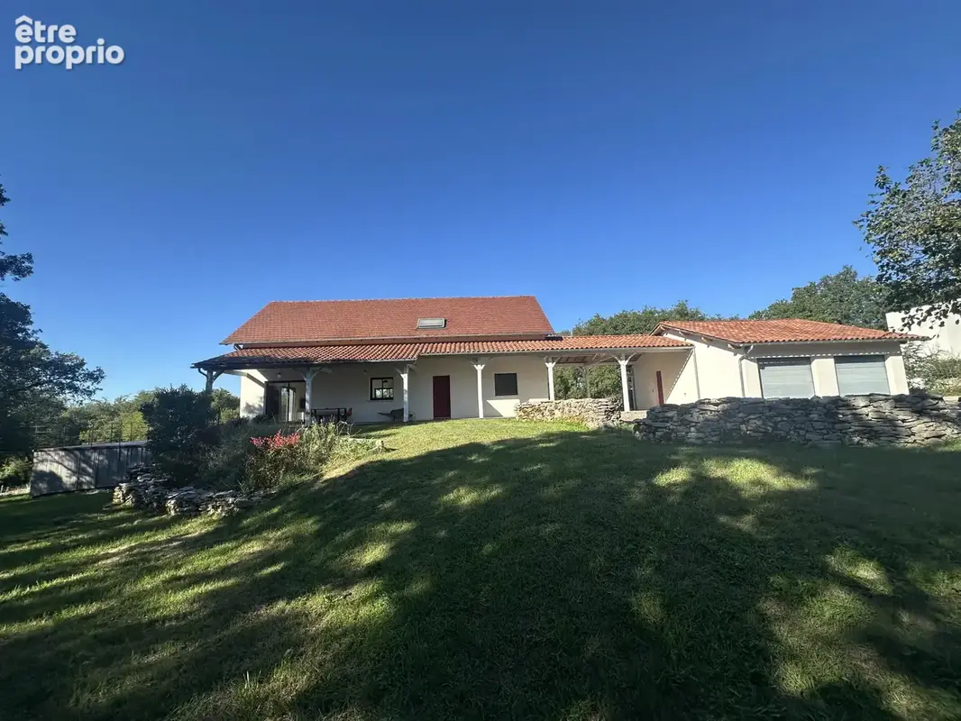 Maison contemporaine avec piscine chauffée et 1,5 hectare de terrain à Autoire - photo 6