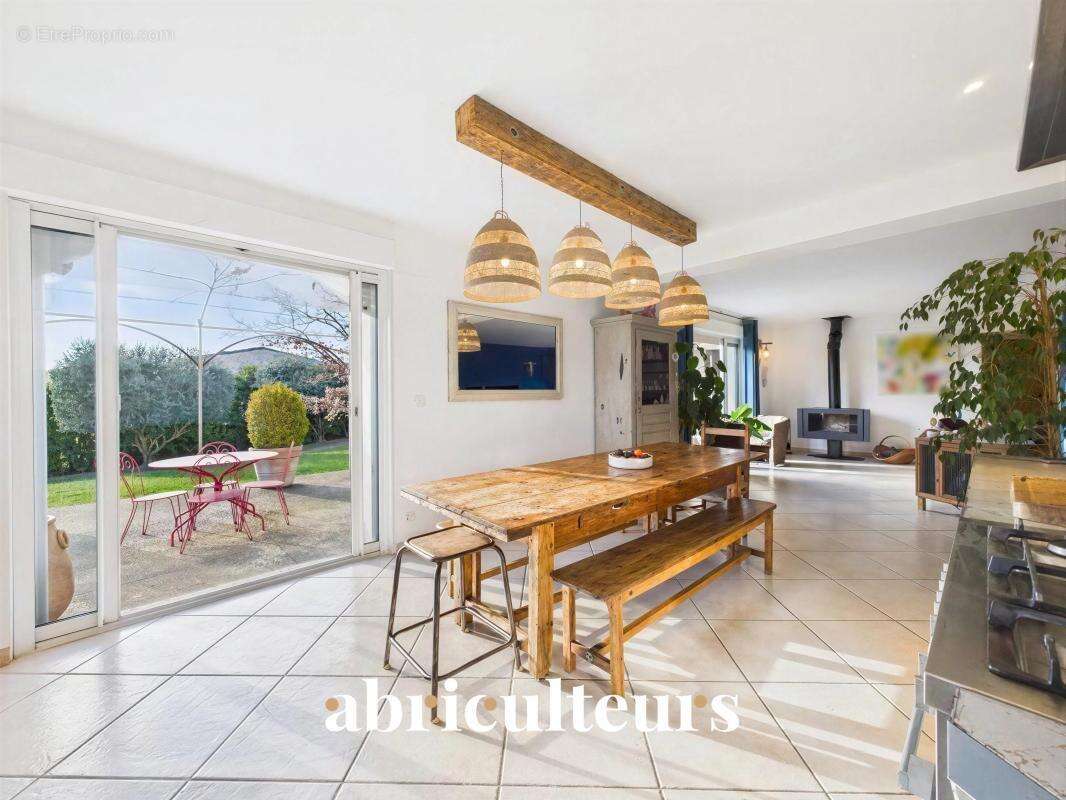 Maison à LOURMARIN