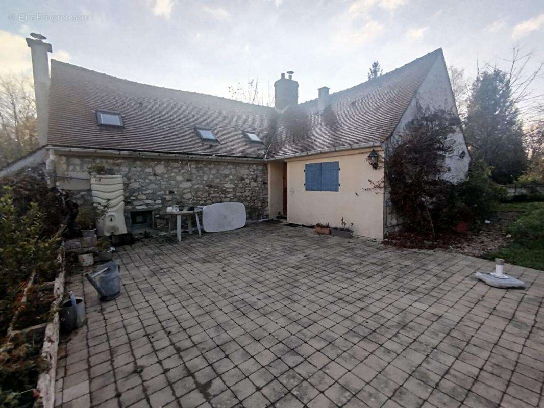 Jolie maison 6 pièce(s) 170 m2 - photo 11