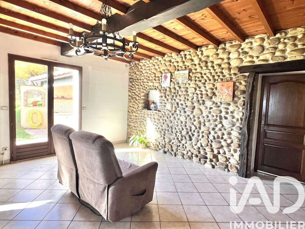 Photo 6 - Maison à LA FRETTE