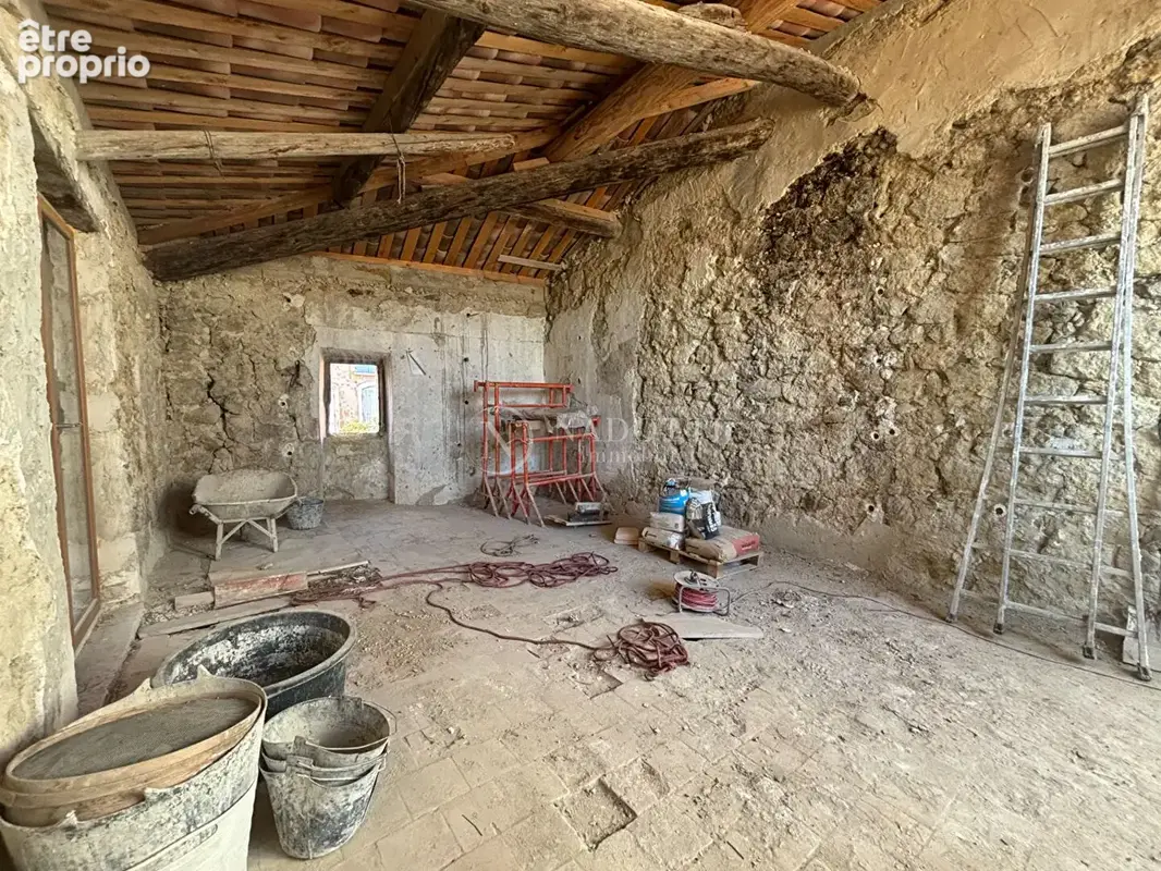 Maison de village A REHABILITER Cadenet 150 m2 - photo 3