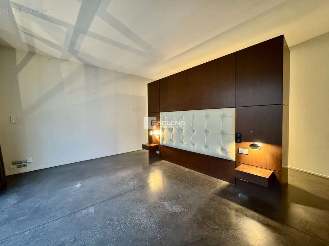 Maison 434 m² à Lille  - photo 9