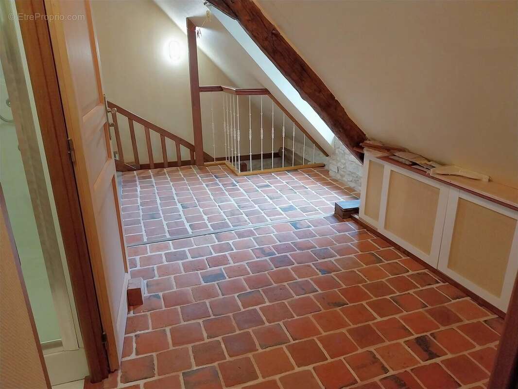 Maison à MEZIERES-EN-BRENNE