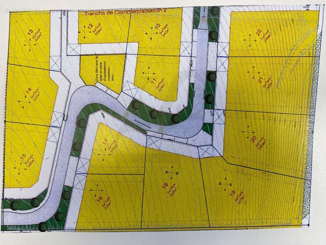 Terrain à BANNEVILLE-SUR-AJON