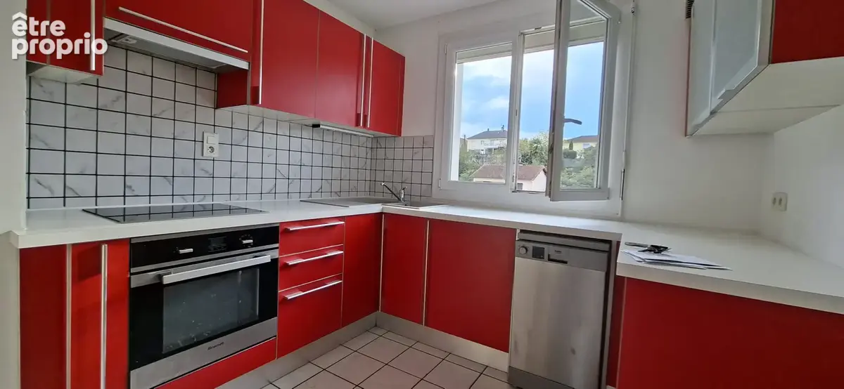 Appartement 5 pièces 83 m² à vendre à Oloron-Sainte-Marie (64400) - photo 3