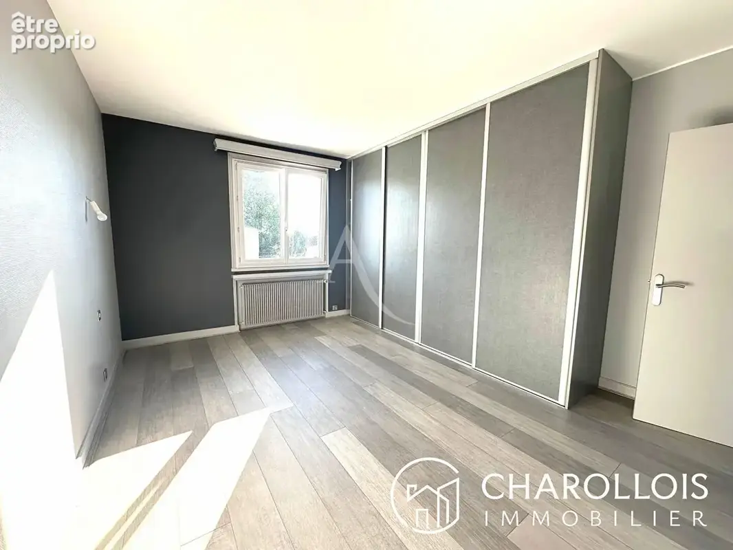 Belle maison rénovée  250 m²  6 chambres - charnay les mâcon - photo 9