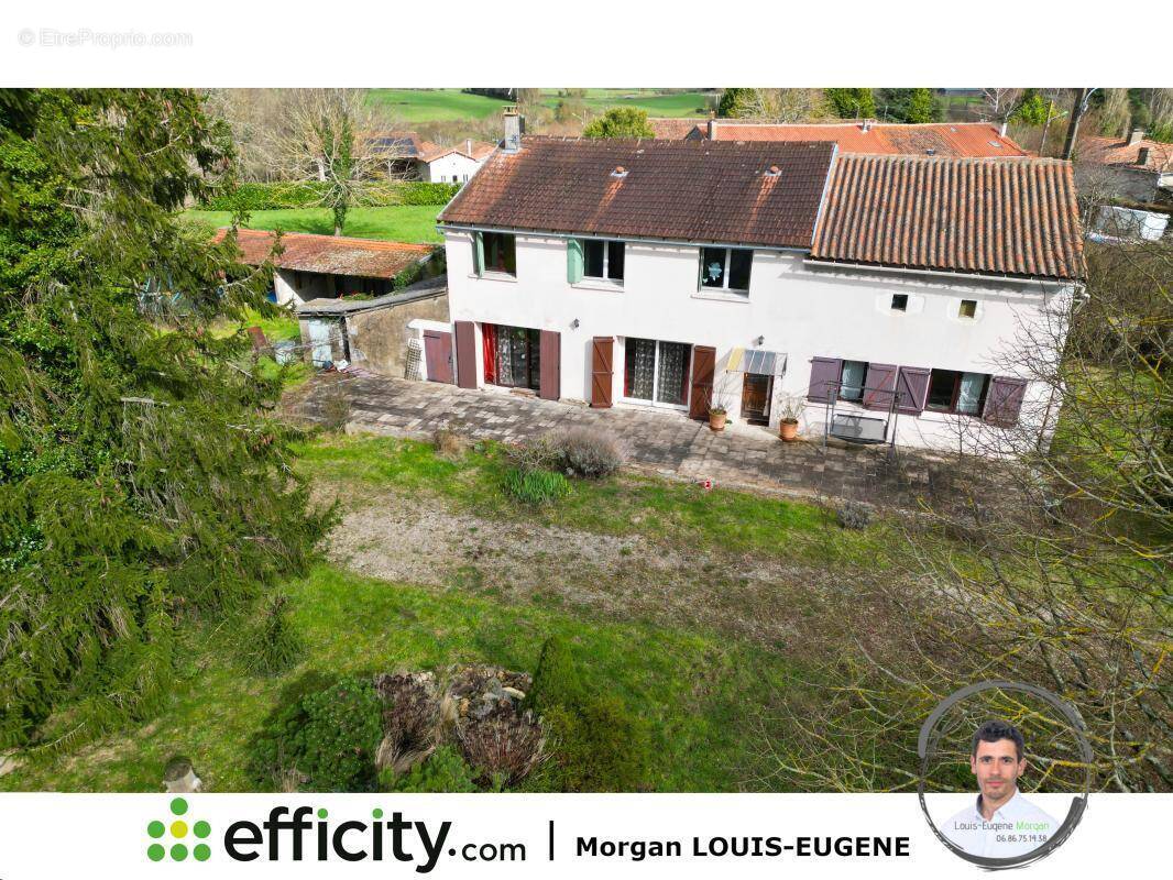 Maison à GENOUILLE