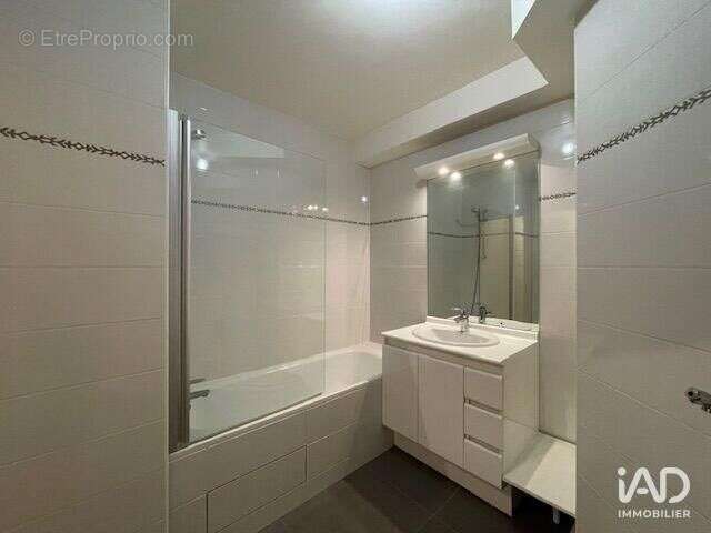 Photo 4 - Appartement à LIVRY-GARGAN