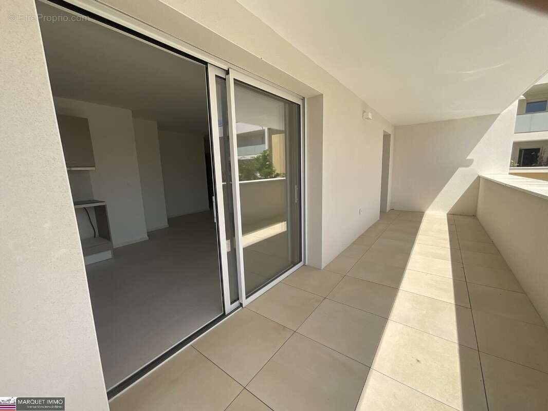 Appartement à SAUVIAN