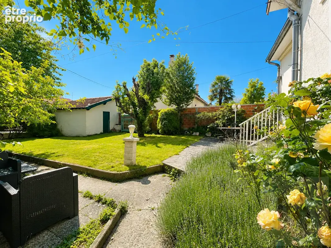 Maison pleine de charme en meulière, au calme et proche RER E - photo 15