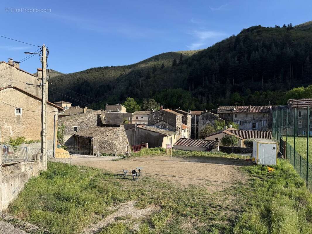 Terrain à VALLERAUGUE
