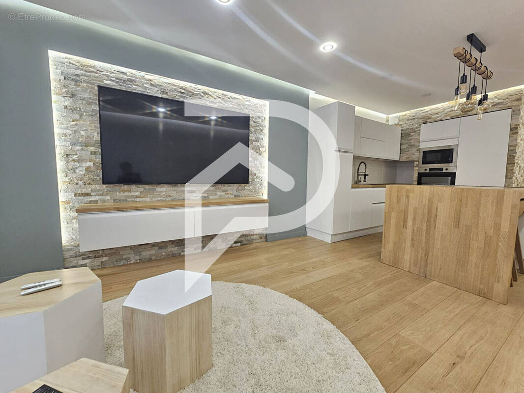 Appartement à SAINT-MAURICE