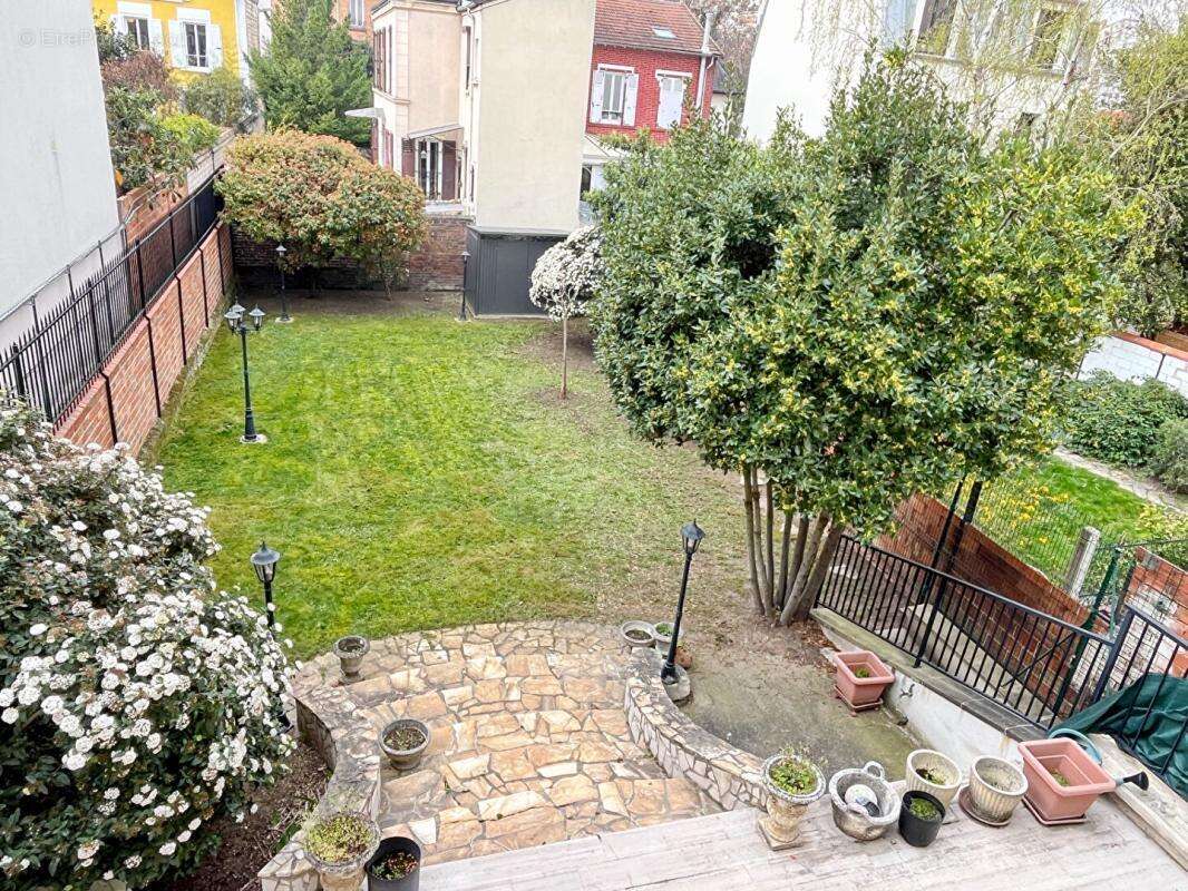 Maison à ASNIERES-SUR-SEINE