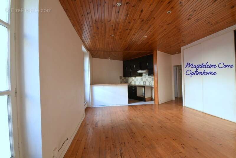 Appartement à SAINT-MAUR-DES-FOSSES