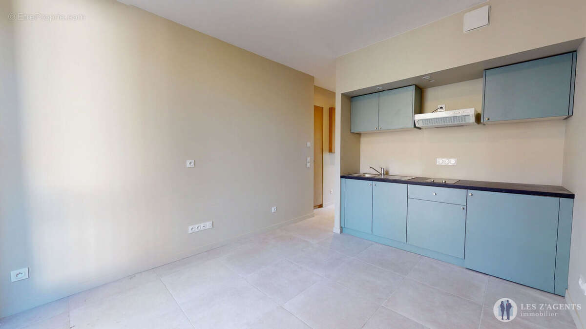 Appartement 2 pièces, refait à neuf, moderne et sans vis à vis - photo 2