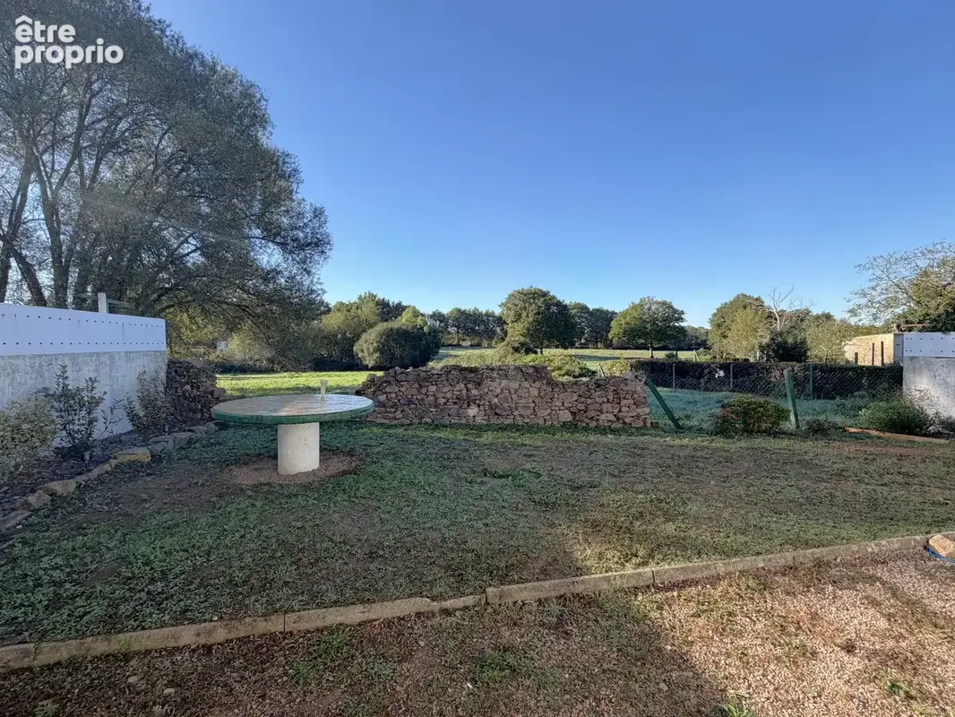 A 5 MIN D'AIZENAY, maison en pierres offrant 64 m2 hab et 248 m2 de terrain - photo 12
