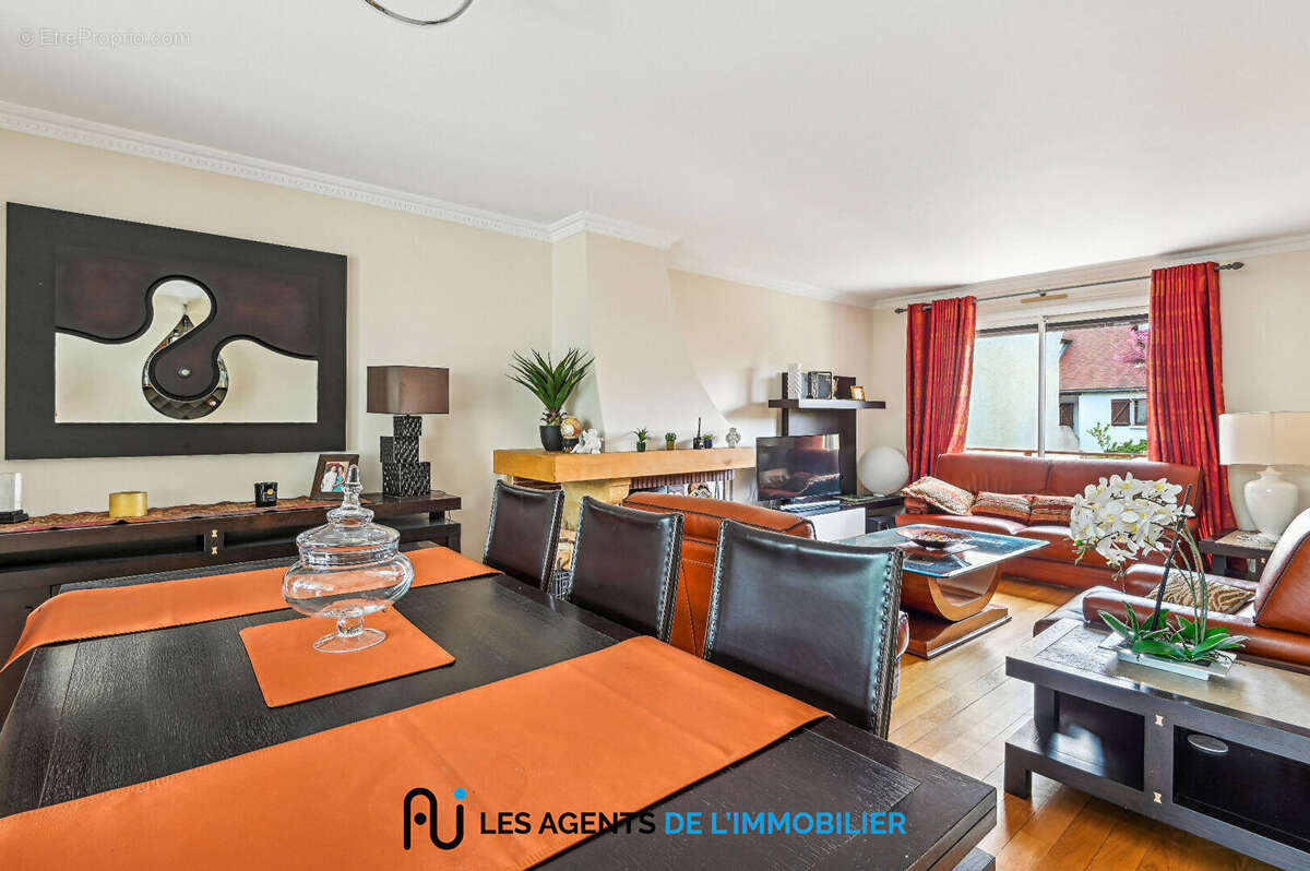 Maison à NANTERRE