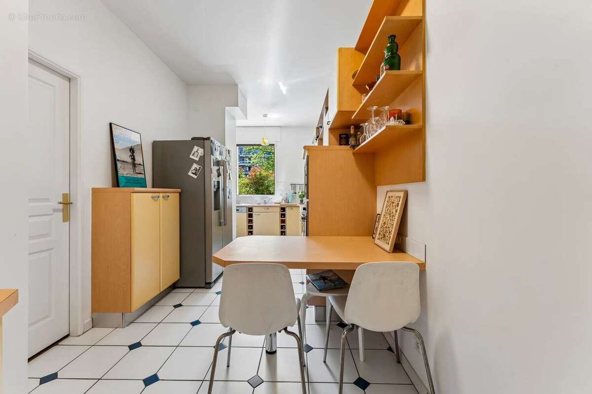Appartement à LEVALLOIS-PERRET