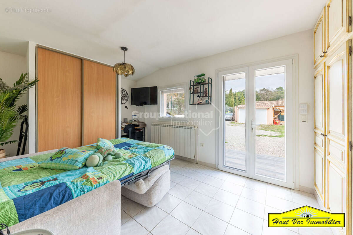 Maison à GINASSERVIS