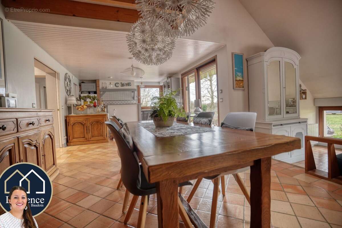 Maison à ECLUZELLES