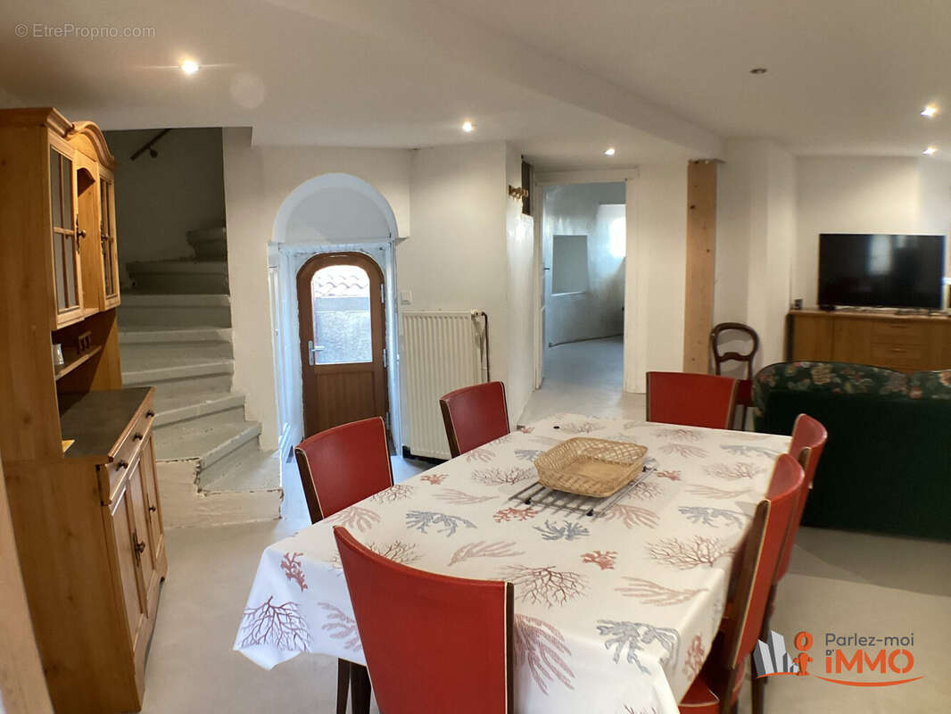 Maison 81 m² à Saint-Pal-De-Chalencon  - photo 7