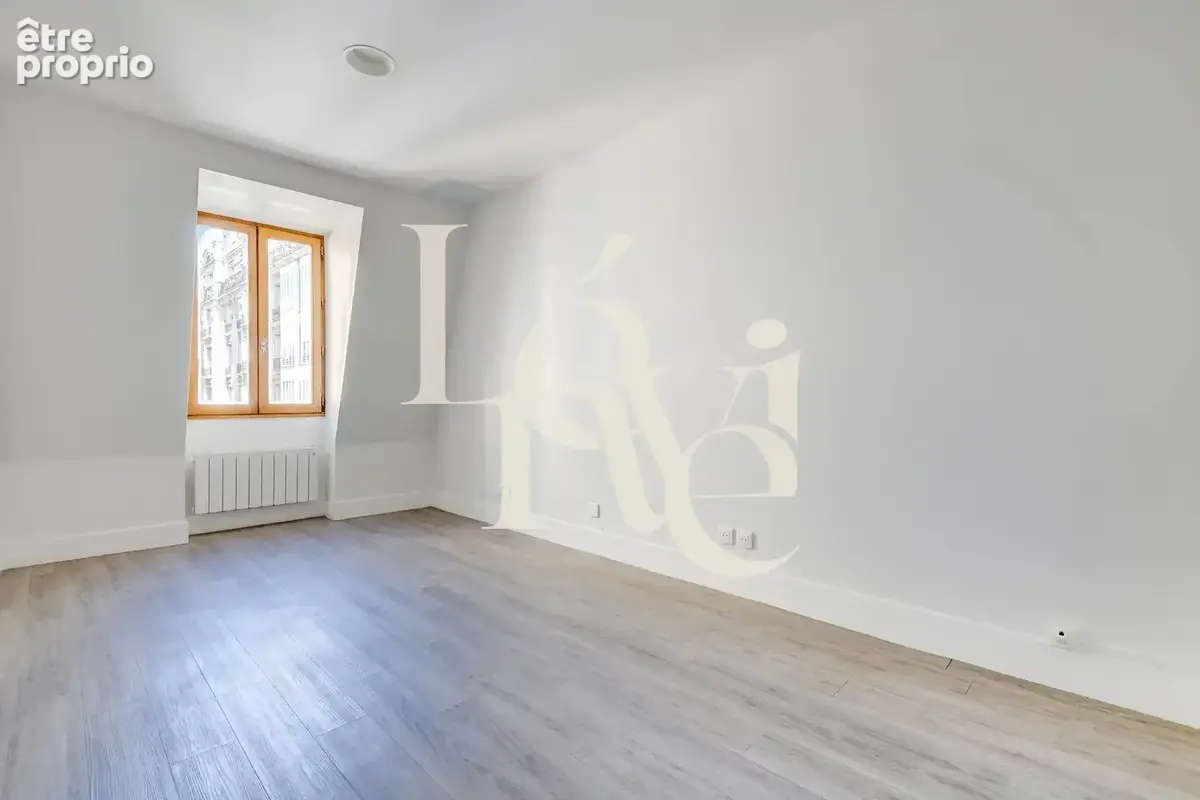 Bureau usage liberal - 249m2 / ternes - photo 10