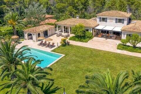 Maison à MOUGINS