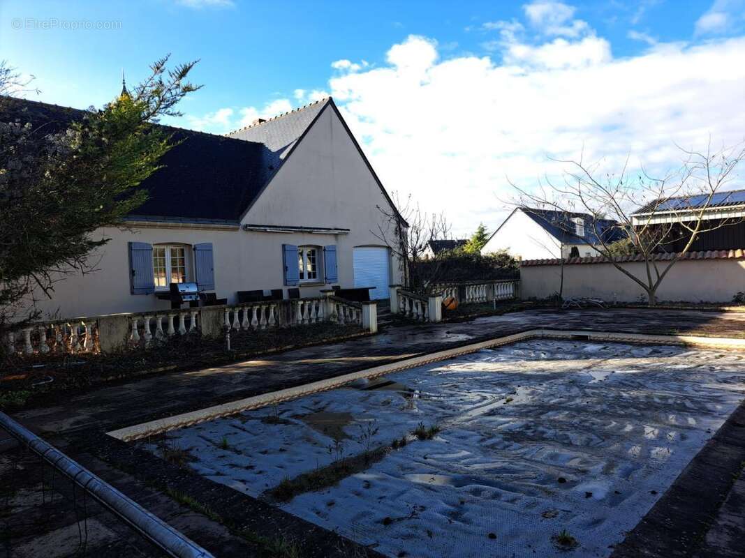 Maison à ROU-MARSON