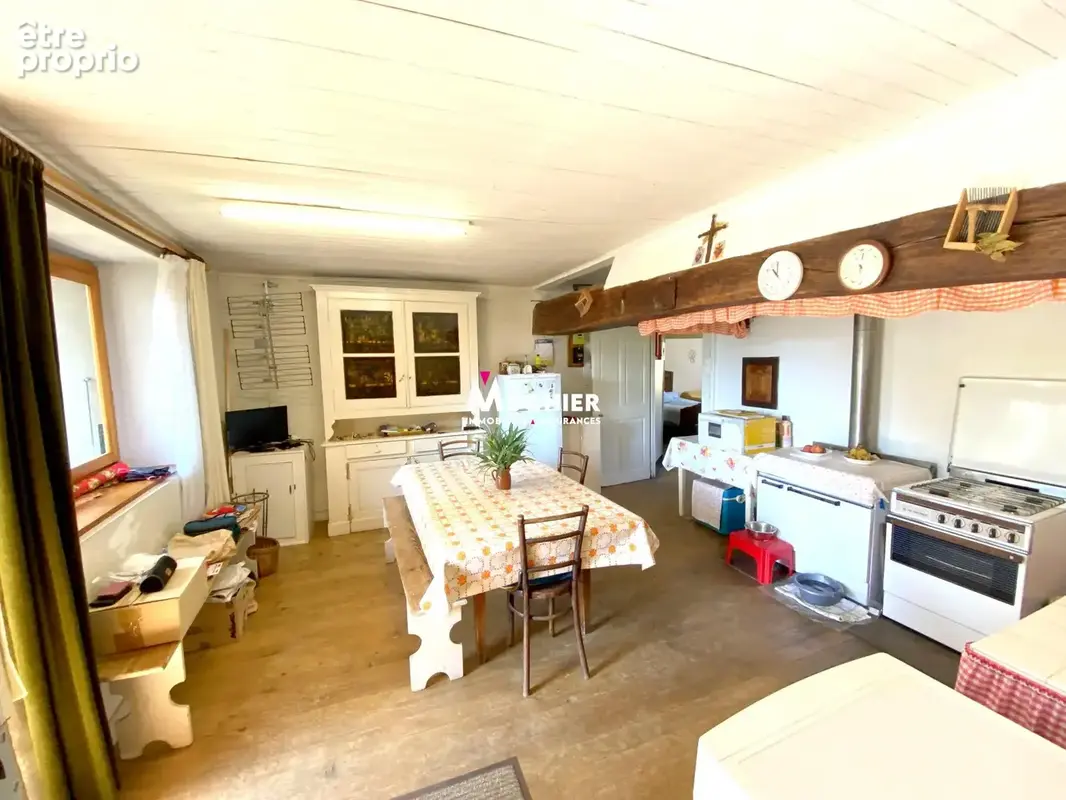 Maison 92 m² à Taninges  - photo 4
