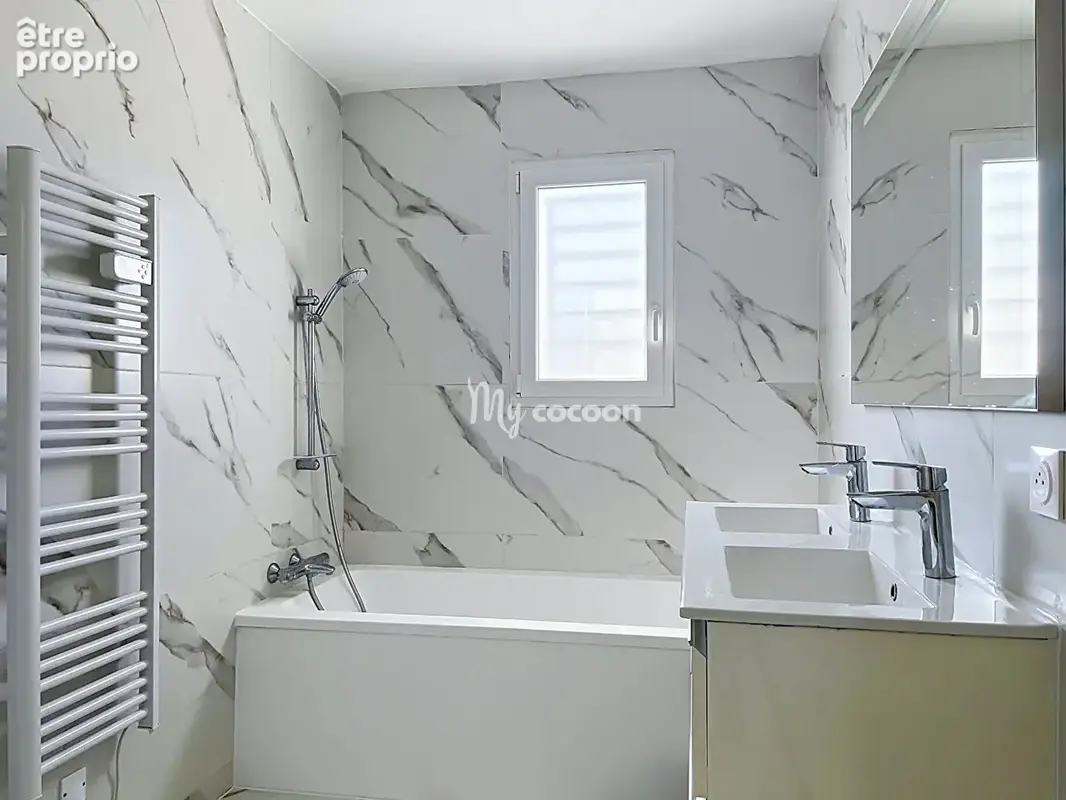 Maison - T5 -130 m2 - photo 8