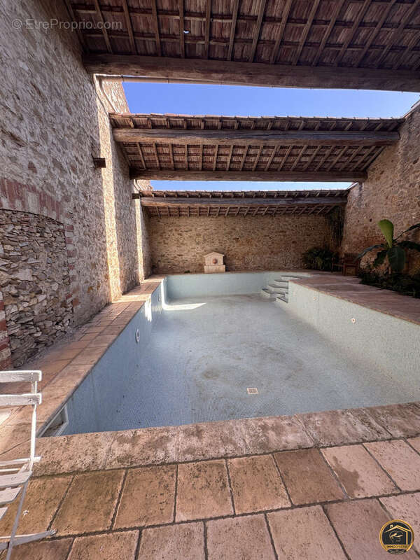 Maison à GINESTAS