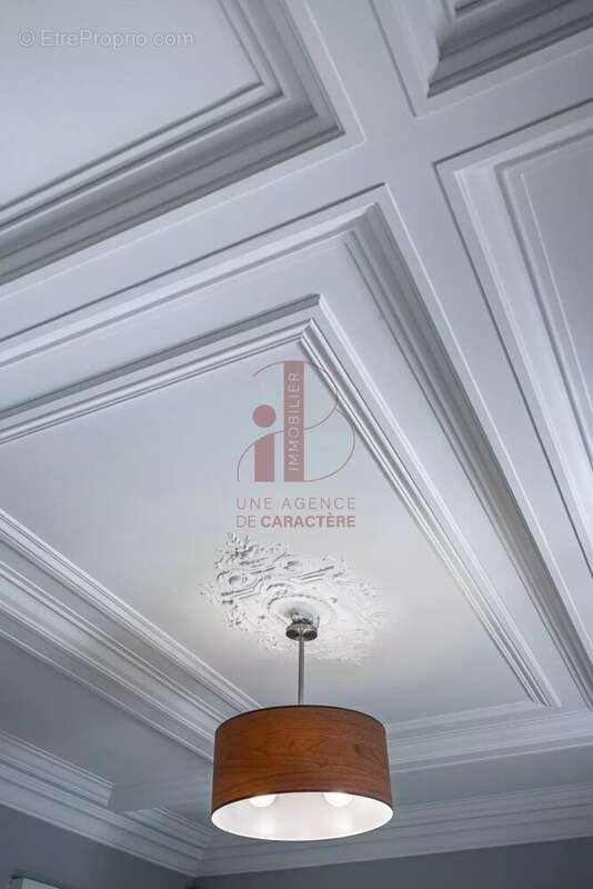 Maison à FONTAINEBLEAU