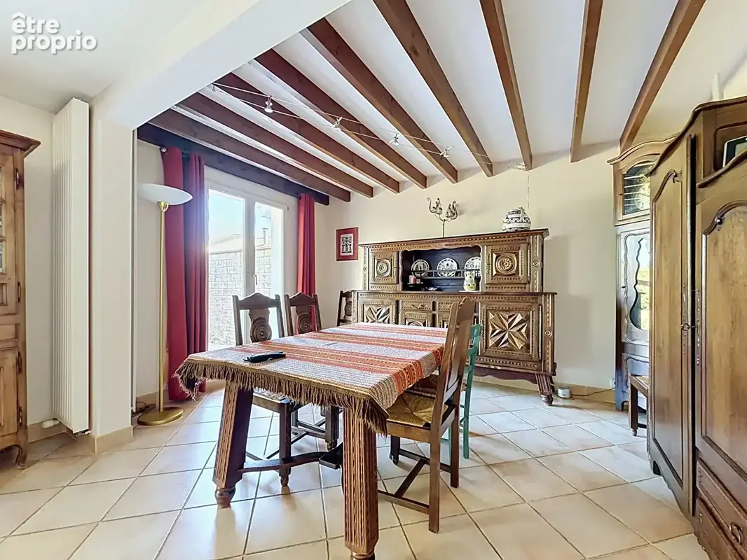 Maison 6 pièces 112 m² à vendre à Coignieres (78310) - photo 2