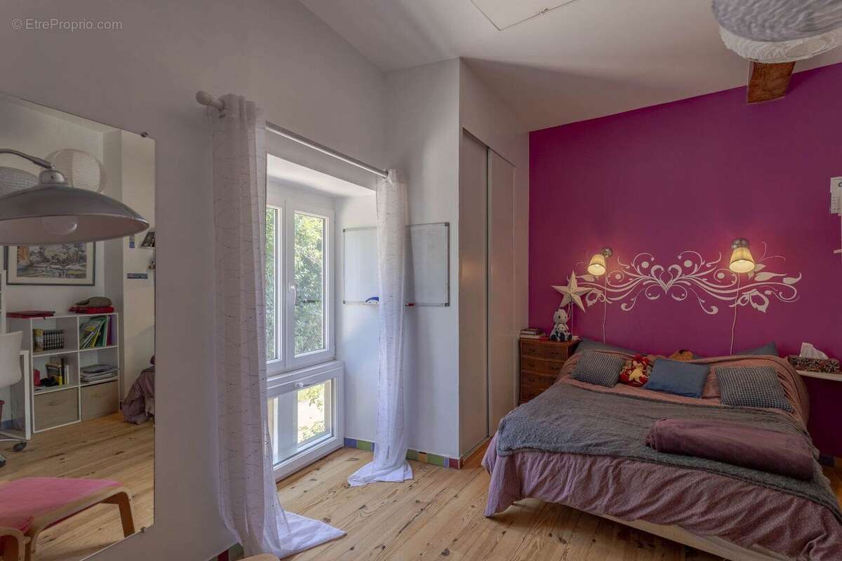 Maison en pierres, 300m2, au calme, commerces à pied/velo, 2ha, 30 min. d'Albi - photo 17