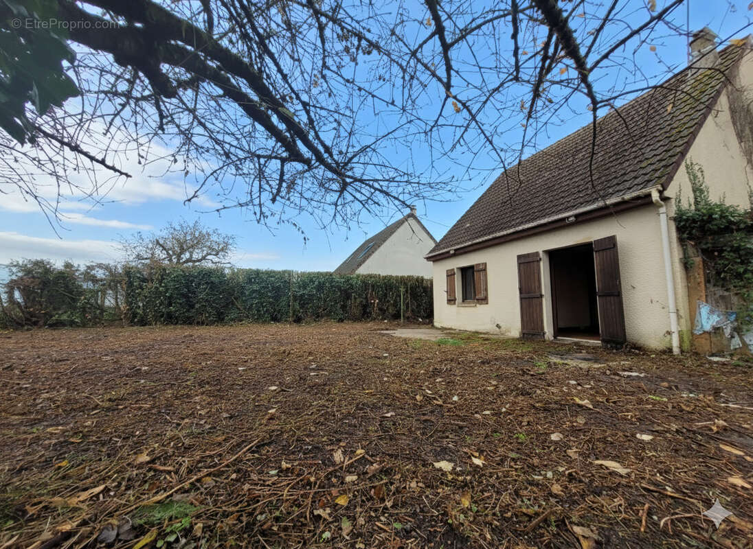 Maison à ABLIS
