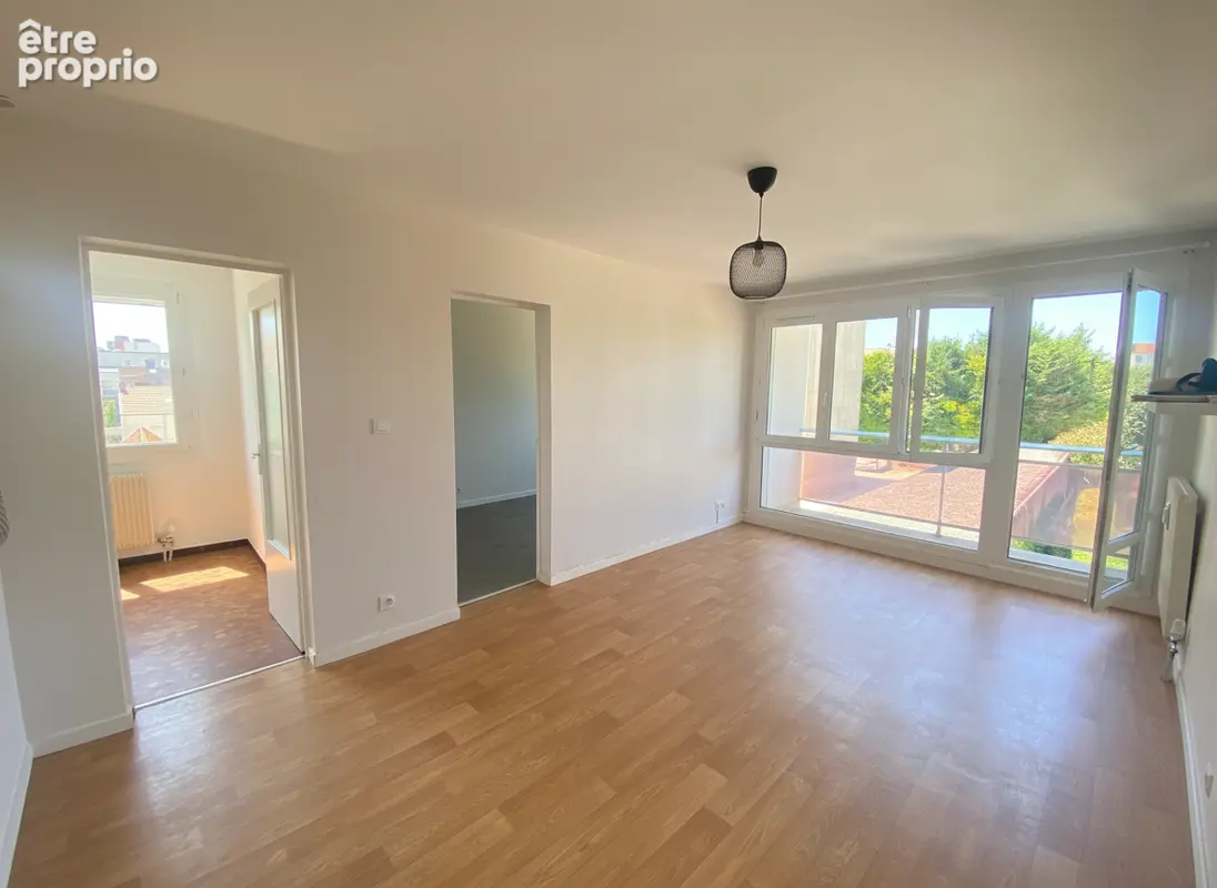 Appartement Dijon 2 pièce(s) 44.66 m2 + BALCON + PLACE DE PARKING + CAVE - photo 1