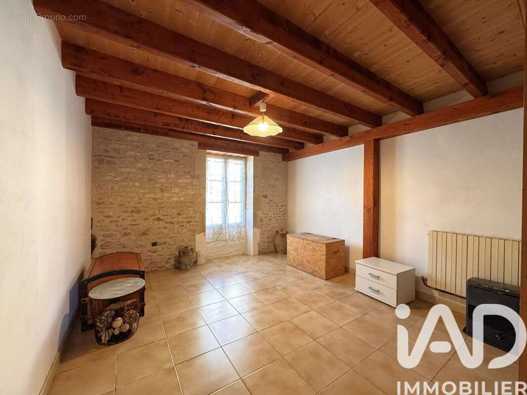 Photo 8 - Maison à LE GUE-DE-VELLUIRE