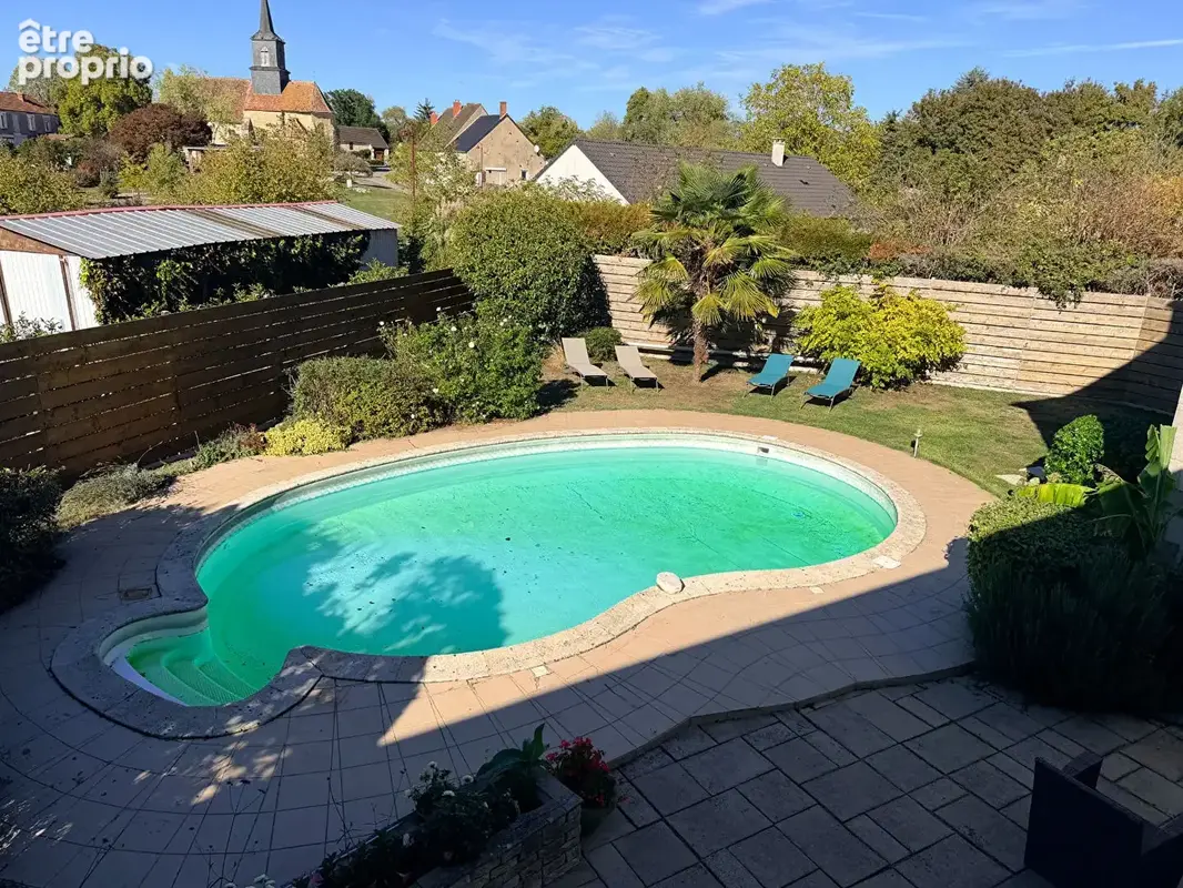 Opportunité, charmante Longère entièrement rénovée de 276 m² avec piscine, rare .... - photo 12