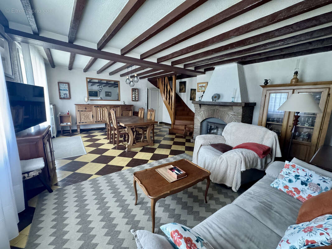 Maison à LORRIS