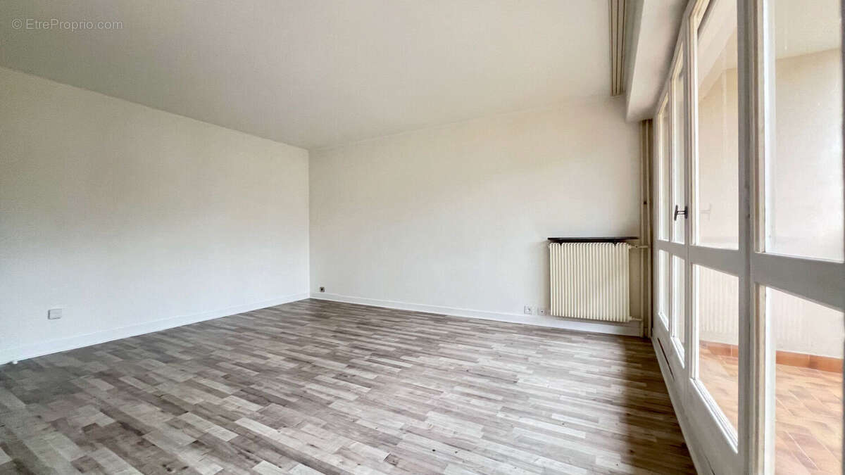 Appartement à EVRY