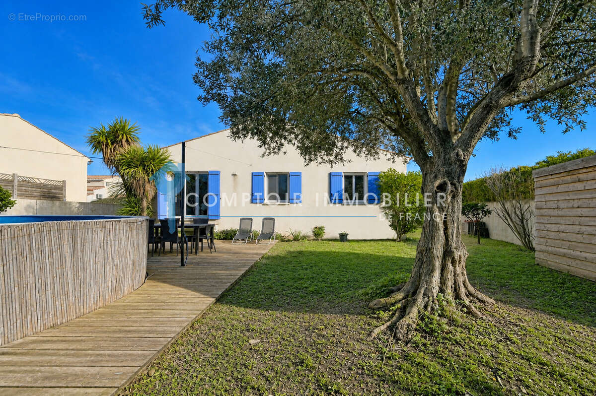 Maison à LE CAILAR