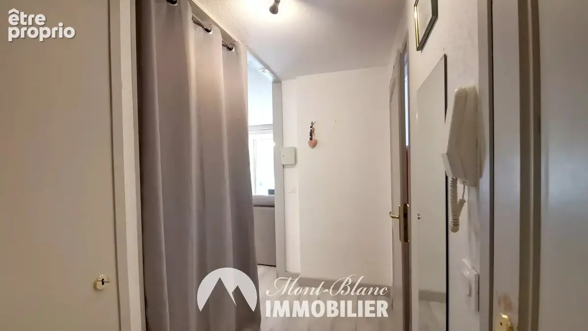 Studio en rez-de-jardin avec terrasse et jardin privatif – Sallanches - photo 8