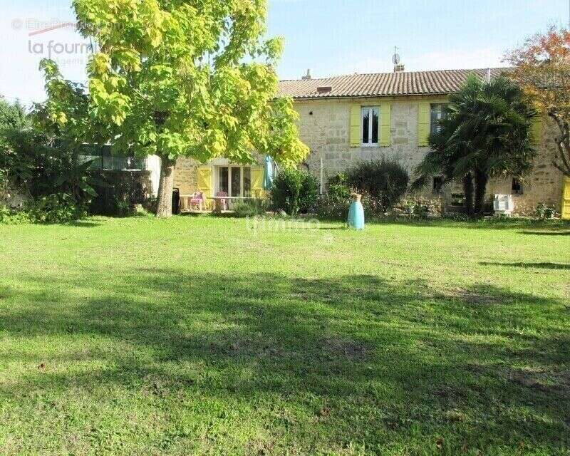 Maison à SAINT-ANDRE-DE-CUBZAC