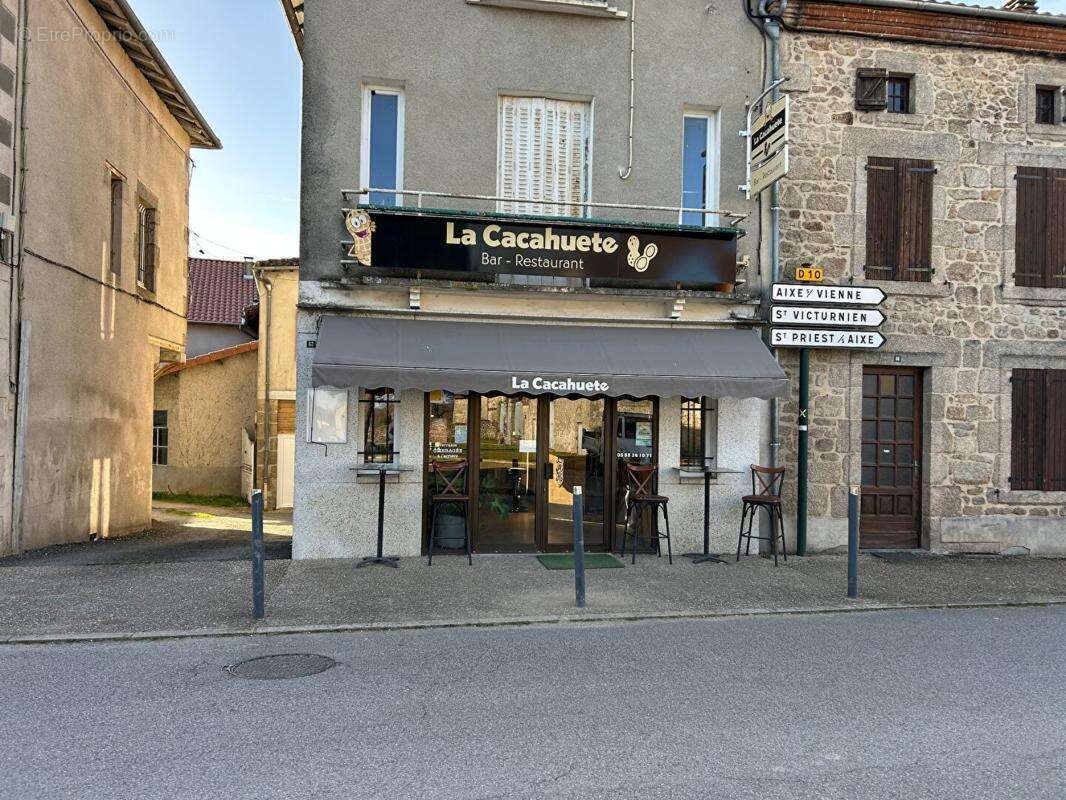Commerce à COGNAC-LA-FORET