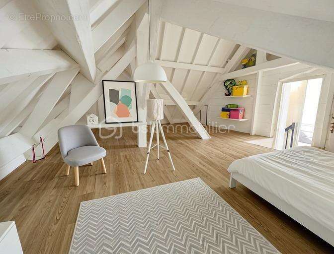Appartement à BREUILLET