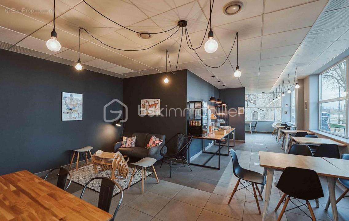 RETOUR A LA VENTE - Idéal investisseur - T2 meublé avec parking en résidence étudiante - photo 4